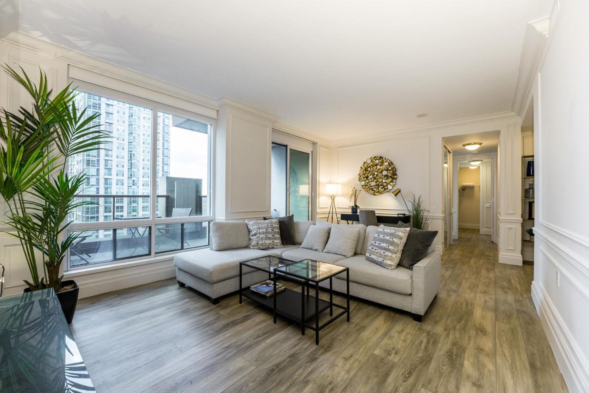 Sky Suites Yorkville Toronto Exteriör bild