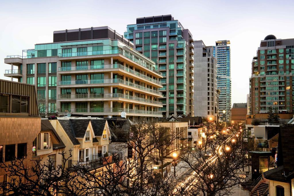 Sky Suites Yorkville Toronto Rum bild
