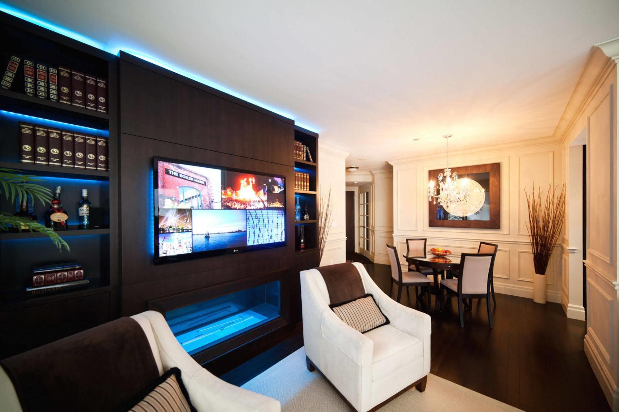 Sky Suites Yorkville Toronto Exteriör bild